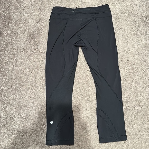 Black lululemon leggings - Picture 2 of 4